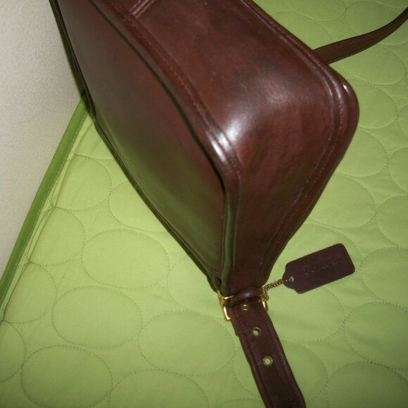 Vintage Coach 9145 Legacy Studio Flap Brown Bag - Picture 8 of 16